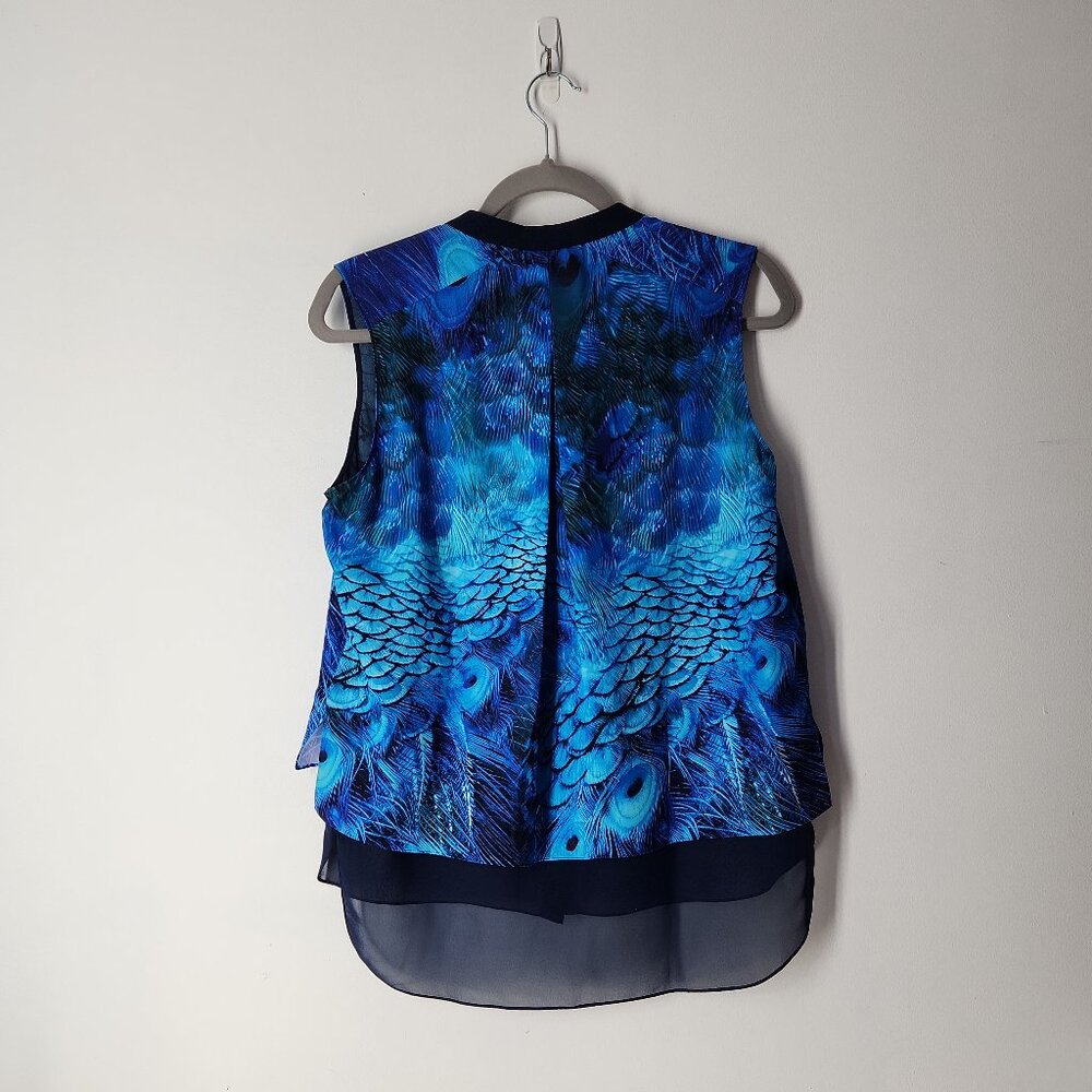 Elie Tahari vibrant blue peacock feather print top lightweight dual-layer S - Picture 2 of 12